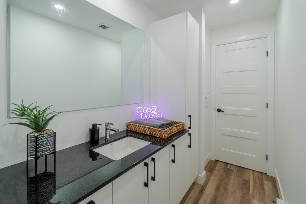 Condo 2 Ch - 500M Vieux-Quebec & Gym Ngoại thất bức ảnh