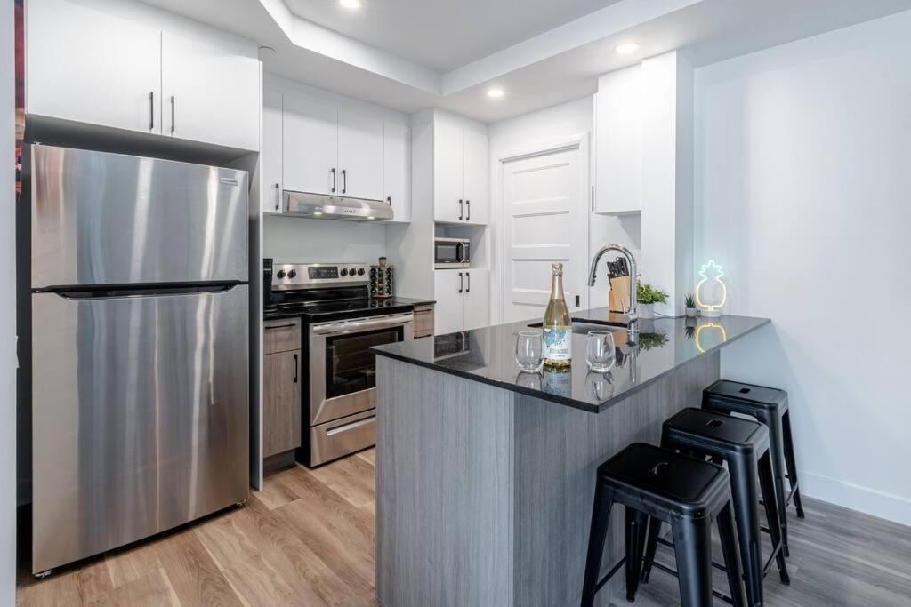 Condo 2 Ch - 500M Vieux-Quebec & Gym Ngoại thất bức ảnh